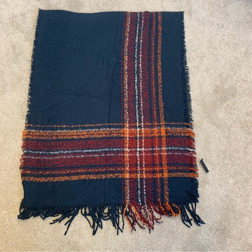 RW&CO navy blue orange red blanket scarf NWT